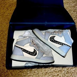 Hi! I wore them one time